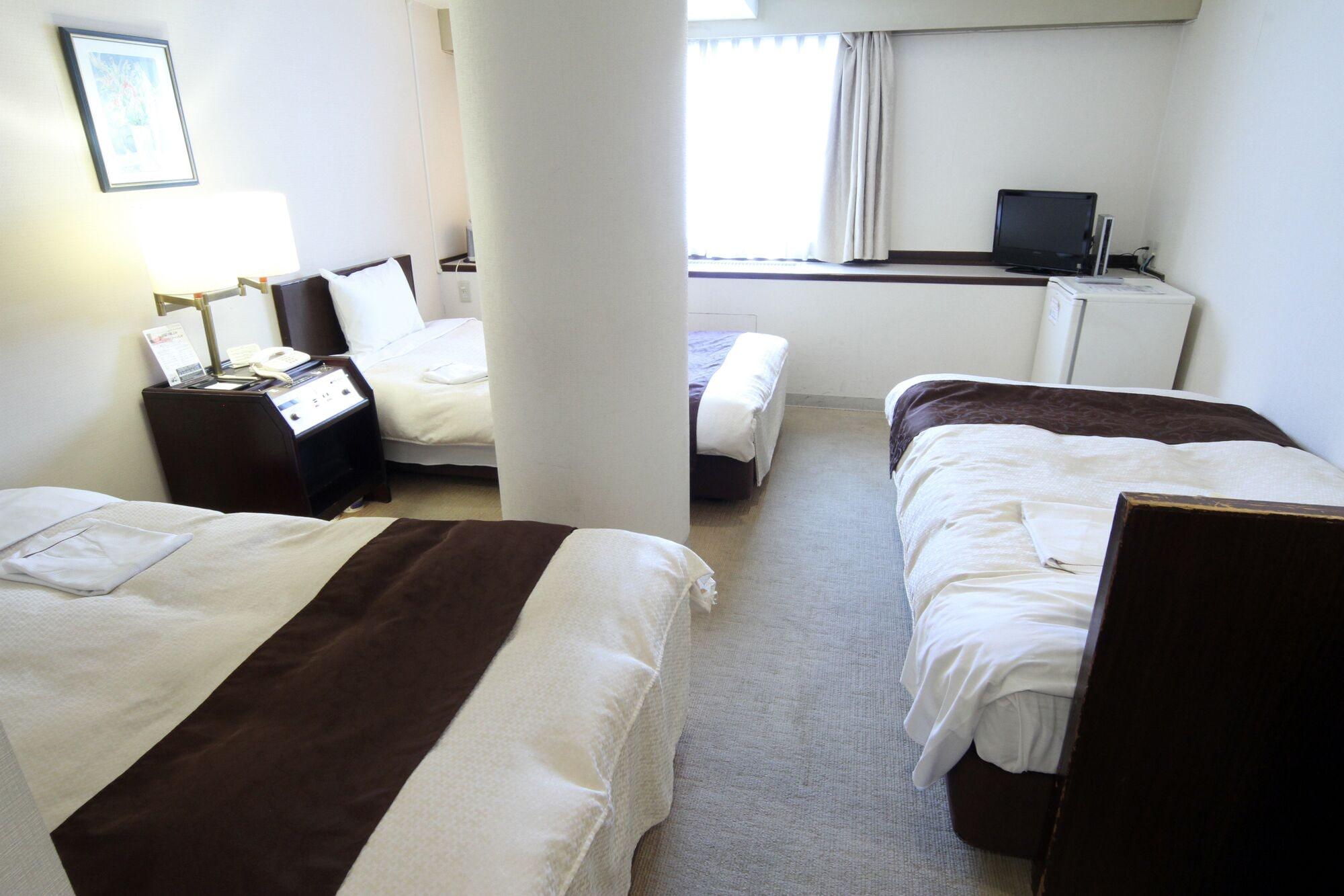 Hiroshima Kokusai Hotel Esterno foto